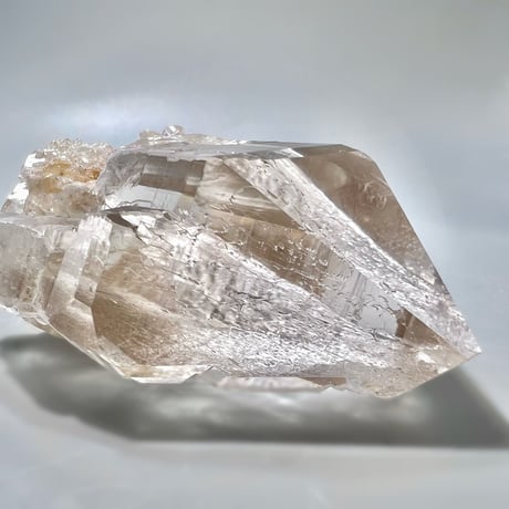 【ガネッシュヒマール産】リモナイトイン天然ヒマラヤ水晶/Ganesh Himal Limonite in Himalayan Quartz