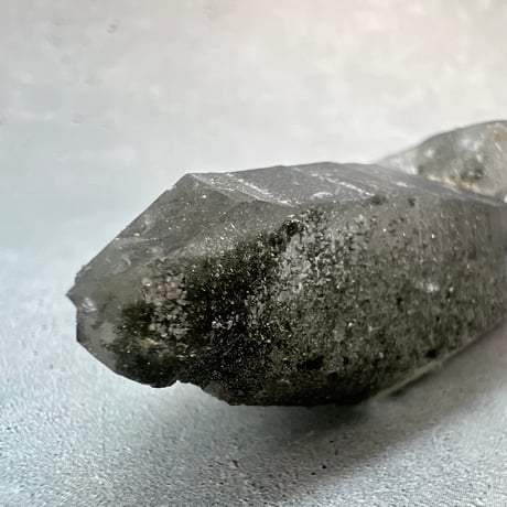 【ガネッシュヒマール産】クローライトイン天然ヒマラヤ水晶ポイント/Ganesh Himal Chlorite in Himalayan Quartz Point