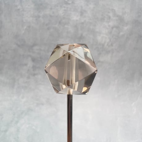 【ガウリシャンカール産】天然ヒマラヤスモーキークォーツ"手磨き加工"イコサヘドロン"ビーズ②/GauriShankar Smoky Quartz "Icosahedron"Beads