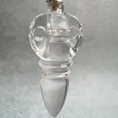 【ガネッシュヒマール産】天然ヒマラヤ水晶"手磨き加工"ペンデュラムペンダント(バジュラ.プルバ)/Ganesh Himal Himalayan Quartz Pendulum