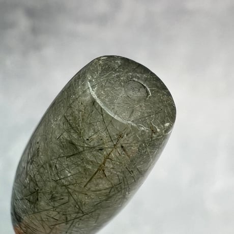 【ガネッシュヒマール産】アクチノライトイン天然ヒマラヤ水晶 樽型ビーズ⑧/Ganesh Himal Actinolite in Himalayan Quartz barrel beads