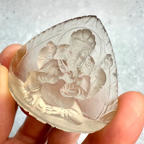 【ガウリシャンカール産】天然ヒマラヤレモンスモーキークォーツ "ガネーシャ"仏像/Gaurishankar Himalayan Lemon Smoky "Ganesha"Statue