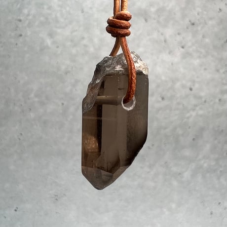 【ガウリシャンカール産】天然ヒマラヤスモーキークォーツペンダントトップ/Gaurishankar HimalayanSmoky pendant top
