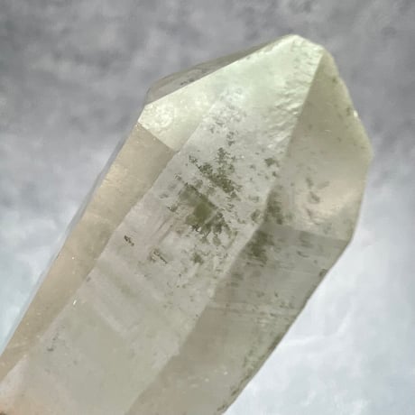 【マナスル産】クローライトイン天然ヒマラヤ水晶/Manaslu Chlorite in Himalayan Quartz