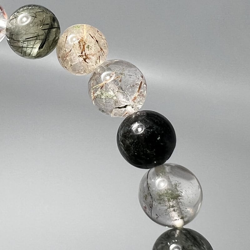 ネパールガネーシュヒマール産クローライト&ブラックトルマリン