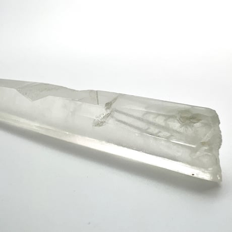 マダガスカル産クローライトインクォーツ/Madagascar Chlorite in Quartz