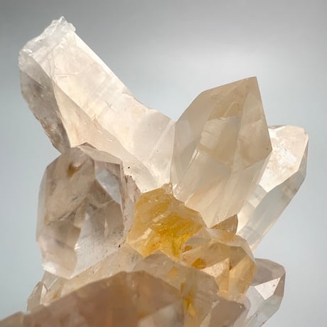 ハイクオリティ【ガネッシュヒマール産】リモナイトイン天然ヒマラヤ水晶クラスター/Ganesh Himal Limonite in Himalayan Quartz
