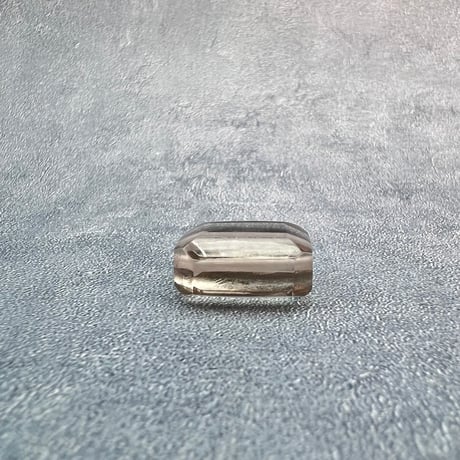 【ガウリシャンカール産】天然ヒマラヤスモーキークォーツ"手磨き加工"スクエアビーズ③/Gaurishankar Himalayan Smoky Quartz Square Beads