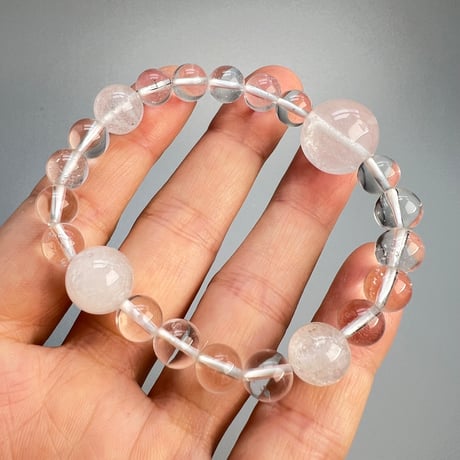 【デザインブレスレット】"手磨き加工"カイラス産天然ヒマラヤ水晶/Kailash Himalayan Quartz Design Bracelet