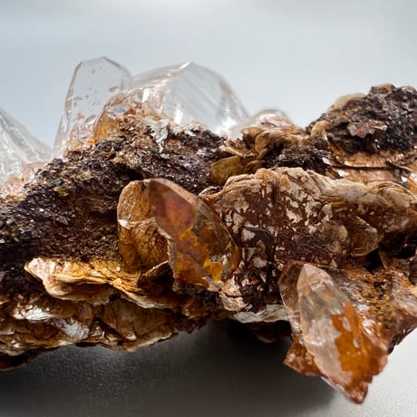 【ガネッシュヒマール産】"リモナイト&雲母"付き天然ヒマラヤ水晶クラスター/Ganesh Himal "Limonite&Maica"inHimalayan Quartz  Cluster