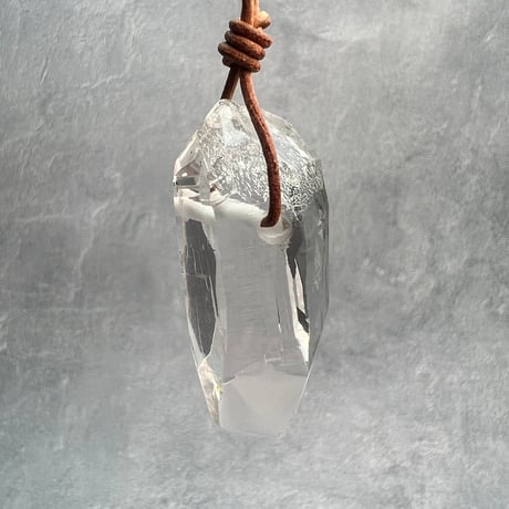【ガネッシュヒマール産】天然ヒマラヤ水晶ペンダント(ポリッシュ面有)❸/GaneshHimal Natural Himalayan Quartz Pendant