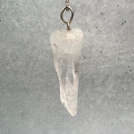 【カイラス産】天然ヒマラヤ水晶バチカン付きペンダントトップ①/Kailash Himalayan Quartz Pendant Top
