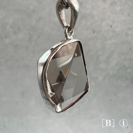 【ガウリシャンカール産】スモーキークォーツ"六芒星" シルバー925 ペンダントトップ［B］/Gaurishankar Smorky Quartz Hexagram Silver925 Pendant