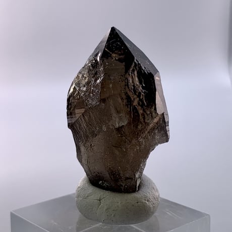 ガウリシャンカール産天然ヒマラヤスモーキークォーツポイント/GauriShankar Himalayan Smoky Quartz Point