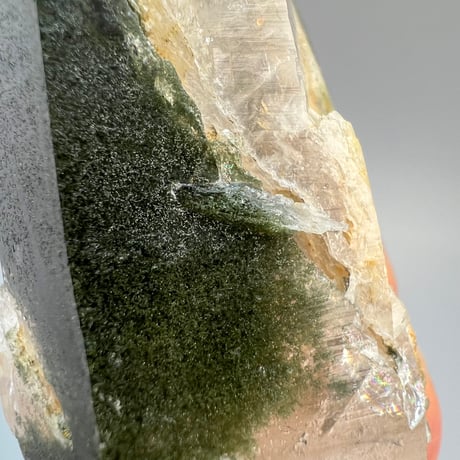 【ガネッシュヒマール産】クローライト イン ヒマラヤ水晶/GaneshHimal Chlorite&Albite in Himalayan Quartz