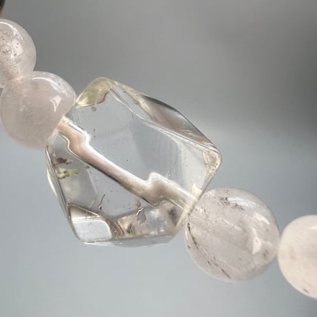 【カイラス産】"手磨き"天然ヒマラヤ水晶デザインブレスレット/Kailash Himalayan Quartz Design Bracelet