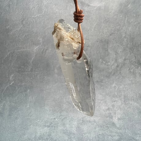 【ガネッシュヒマール産】天然ヒマラヤ水晶ペンダント⑨/GaneshHimal Natural Himalayan Quartz Pendant