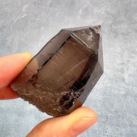 【ガウリシャンカール産】天然ヒマラヤスモーキークォーツ/GauriShankar Himalayan Smoky Quartz
