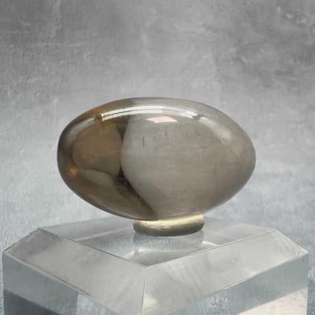 【ガウリシャンカール産】天然ヒマラヤ水晶スモーキークォーツ シヴァリンガム/GauriShankar Himalayan Smoky Quartz ShivaLingam