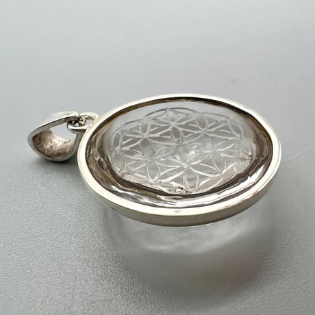 【ガネッシュヒマール産】天然ヒマラヤ水晶 "フラワーオブライフ"ペンダントトップ④/Ganesh Himal "Flower of Life"S/V Pendant Top