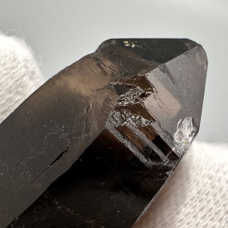 ガウリシャンカール産天然ヒマラヤスモーキークォーツポイント/GauriShankar Himalayan Smoky Quartz