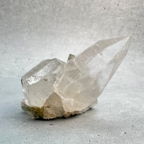 【ガネッシュヒマール産】クローライトイン天然ヒマラヤ水晶クラスター/Ganesh Himal Chlorite in Himalayan Quartz Cluster