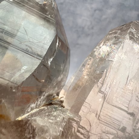 【ガネッシュヒマール産】バイオタイト&雲母入り天然ヒマラヤ水晶/Ganesh Himal Biotite & Mica in Himalayan Quartz