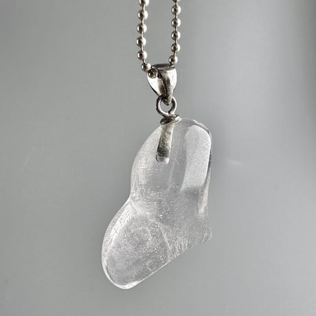 【ガネッシュヒマール産】天然ヒマラヤ水晶ハート型ペンダントトップ/GaneshHimal Himalayan Quartz Heart Pendant Top