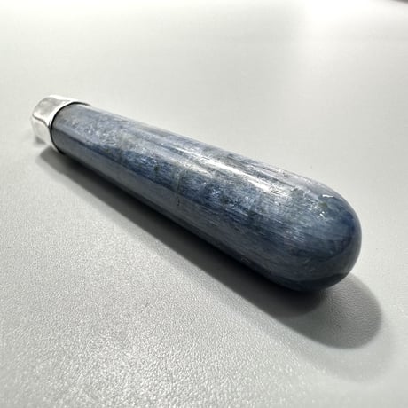 ネパール産ヒマラヤカイヤナイト "手磨き加工"ペンダントトップ 3️⃣ NEPAL Himalayan Kyanite Pendant Top