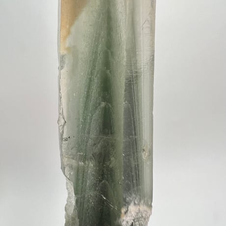 マダガスカル産クローライトインクォーツ/Madagascar Chlorite in Quartz