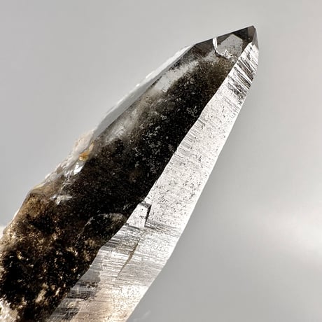 【ガネッシュヒマール産】クローライトイン天然ヒマラヤ水晶ミニポイント"YY"/Ganesh Himal Chlorite in Himalayan Quartz mini Point