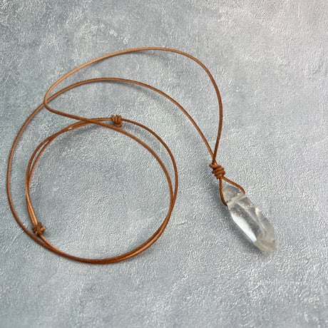 【ガネッシュヒマール産】天然ヒマラヤ水晶ペンダント(ポリッシュ面あり) GaneshHimal Natural Himalayan Quartz Pendant