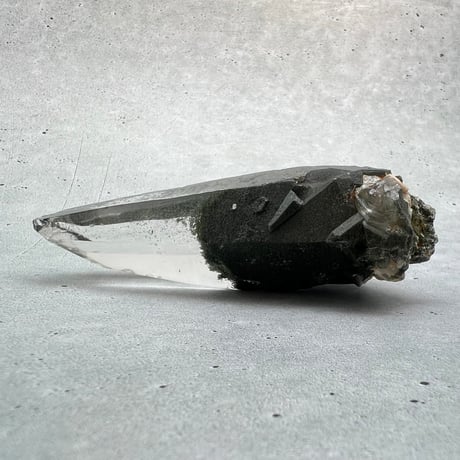 【ガネッシュヒマール産】クローライトイン天然ヒマラヤ水晶/Ganesh Himal Chlorite in Himalayan Quartz Point