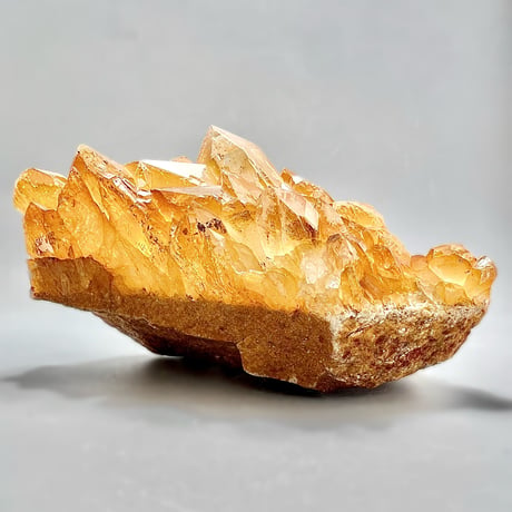 【ガネッシュヒマール産】リモナイトインヒマラヤ水晶クラスター / Ganesh Himal Limonite in Himalayan Quartz Cluster