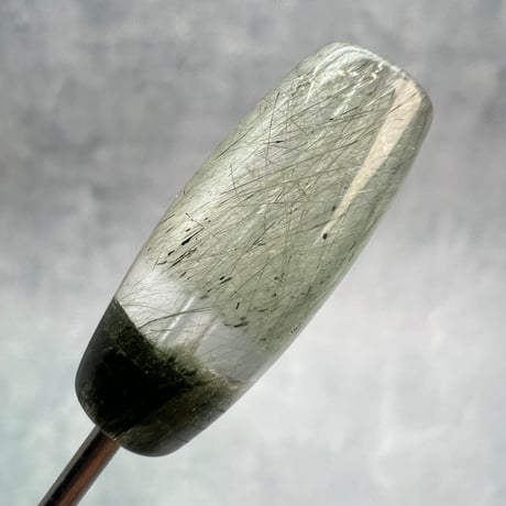 【ガネッシュヒマール産】アクチノライト&クローライトイン天然ヒマラヤ水晶 樽型ビーズ⑭/Ganesh Himal Actinolite&Chlorite in barrel beads