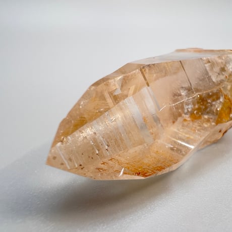 【ガネッシュヒマール産】リモナイトイン天然ヒマラヤ水晶"ポイント"/Ganesh Himal Himalayan Quartz"Point"