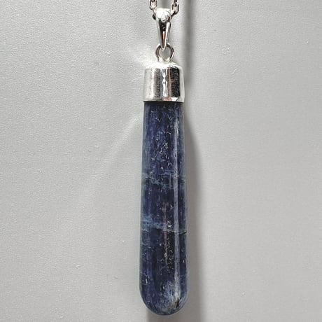 ネパール産ヒマラヤカイヤナイト "手磨き加工"ペンダントトップ 3️⃣ NEPAL Himalayan Kyanite Pendant Top