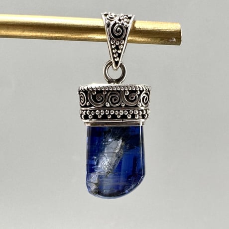 ネパール産ヒマラヤカイヤナイトS/V925ペンダントトップ ⑤ NEPAL Himalayan Kyanite Pendant Top
