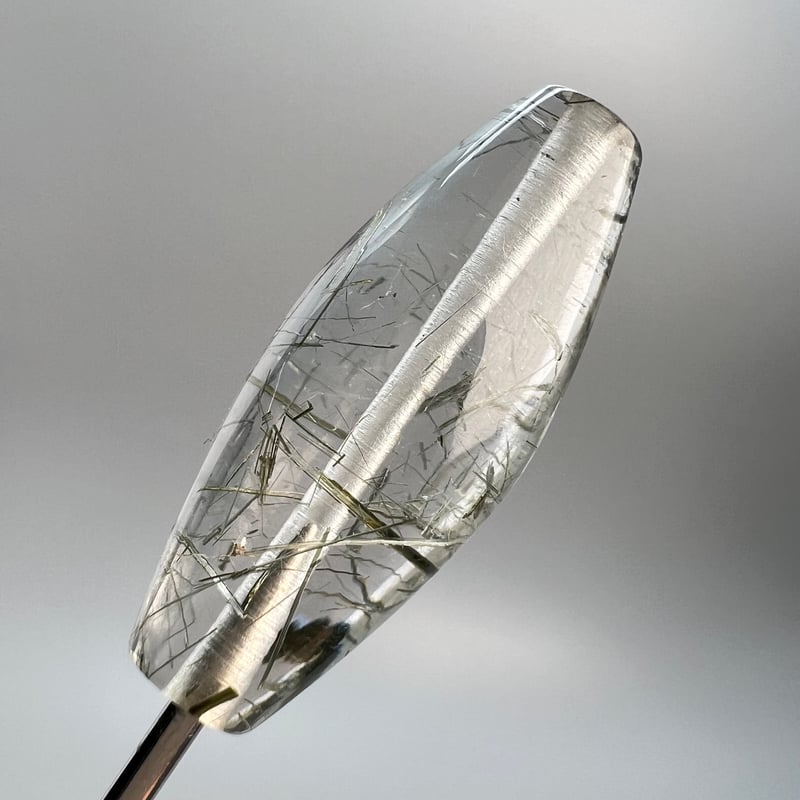 ガネッシュヒマール産】アクチノライトイン天然ヒマラヤ水晶 樽型