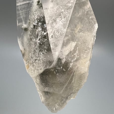 【ガネッシュヒマール産】クローライトイン天然ヒマラヤ水晶/Ganesh Himal Chlorite in Himalayan Quartz