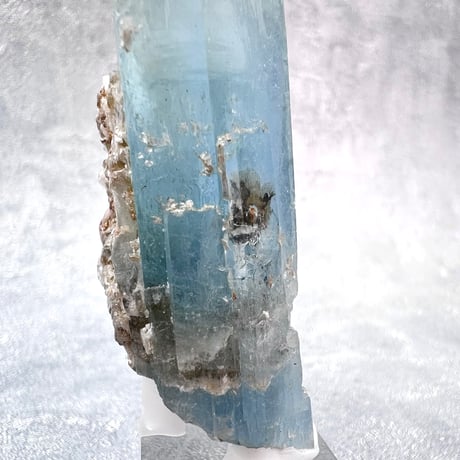 ネパール産【ヒマラヤアクアマリン】原石/Nepal Himalayan Aquamarine