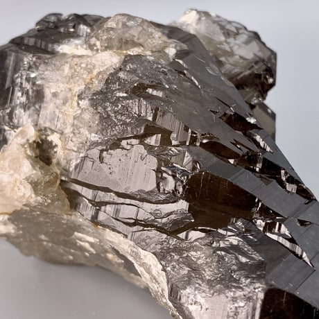 【Premium】ガウリシャンカール産天然ヒマラヤスモーキークォーツ/Gaurishankar Himalayan Smoky Quartz