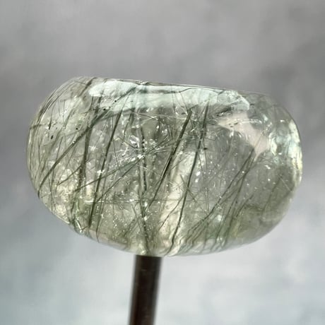 【ガネッシュヒマール産】アクチノライトイン天然ヒマラヤ水晶 タイヤ型ビーズ③/Ganesh Himal Actinolite in Himalayan Quartz Tire beads