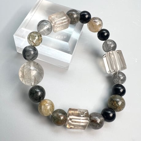 【デザインブレスレット】ガネッシュヒマール産×ガウリシャンカール産×チベットモリオン/Ganesh Himal×GauriShankar×Morion Bracelet