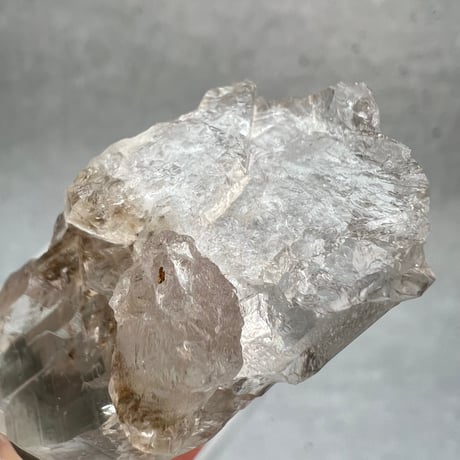 【ガネッシュヒマール産】バイオタイトイン天然ヒマラヤ水晶/Ganesh Himal Biotite in  Himalayan Quartz
