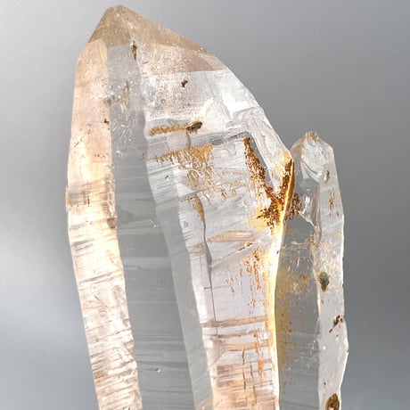 ガネーシュヒマール産リモナイトインヒマラヤ水晶/Ganesh Himal Limonite in Himalayan Quartz