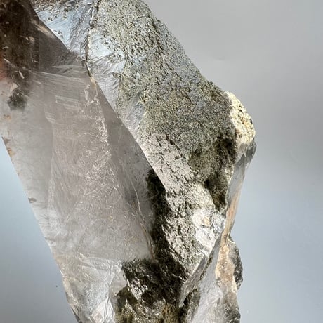 大特価【ガネッシュヒマール産】クローライトイン天然ヒマラヤ水晶❽/Ganesh Himal Chlorite in Himalayan Quartz