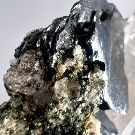 【ガネッシュヒマール産】ヘマタイトイン天然ヒマラヤ水晶/Ganesh Himal hematite in Himalayan Quartz