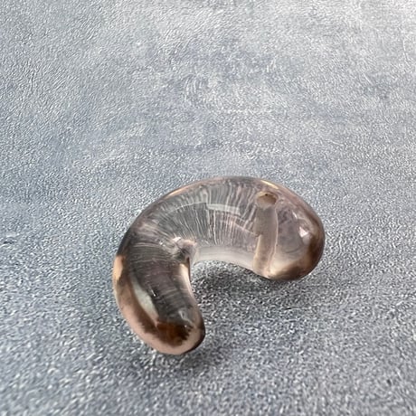 【ガウリシャンカール産】天然ヒマラヤスモーキークォーツ"手磨き加工"勾玉ビーズ③/Gaurishankar Himalayan Smoky Quartz Magatama Beads