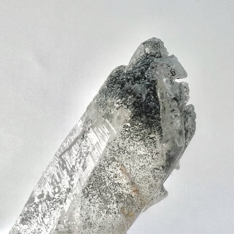 【マナスル産】クローライトイン天然ヒマラヤ水晶ポイント/Manaslu Chlorite in Himalayan Quartz Point